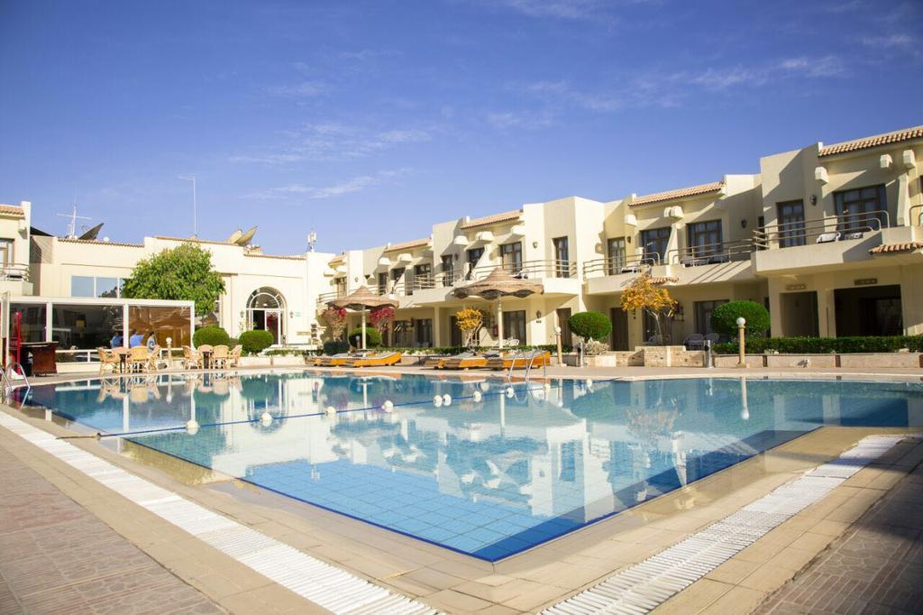 Hotel Cataract Layalina Naama Bay à Charm el-Cheikh Extérieur photo